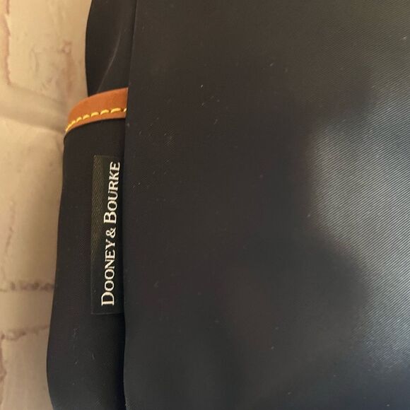 New Dooney & Bourke Nylon Wayfarer Hobo Bag in Black and Brown - Picture 7 of 11